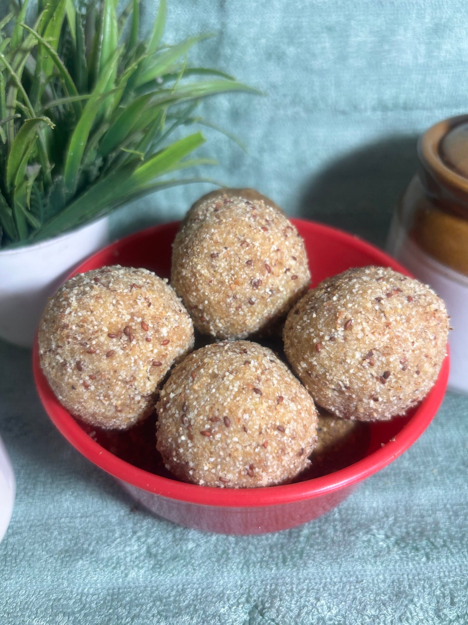 Momlicious Green Moong Laddu
